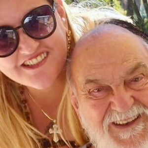 Família de Lima Duarte se pronunciou após a morte precoce da filha do ator Júlia Martins