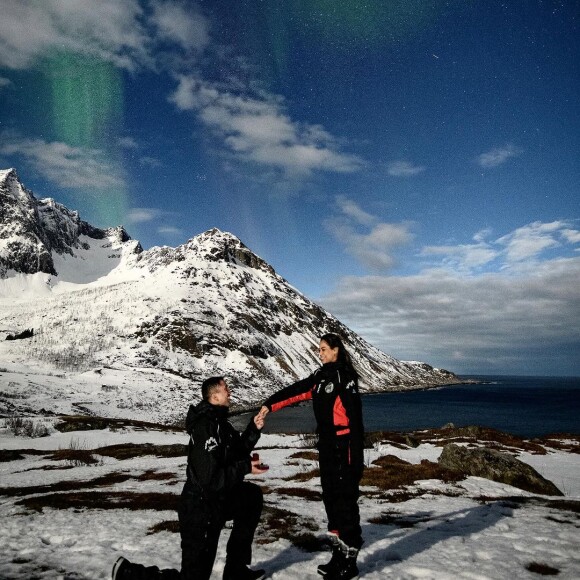 Lexa ficou noiva de Ricardo Vianna durante viagem pela Noruega: 'O nosso amor vive, nos alimenta, nos faz crescer, amadurecer e entender que temos um ao outro', disse ator