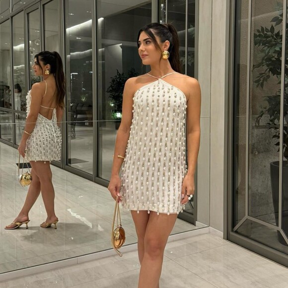 Jade Magalhães é agenciada pela Sato Rahal, empresa que pertence a Sabrina Sato e seus irmãos, Karina e Karin