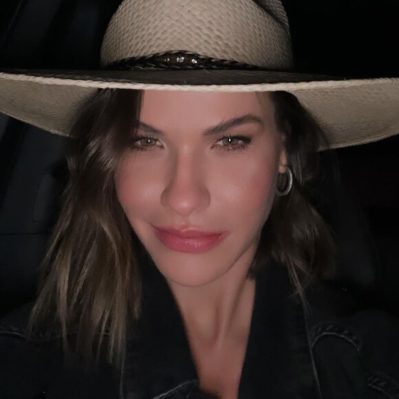 Andressa Suita está grávida pela terceira vez? A modelo levantou suspeitas de uma nova gestação após publicar fotos de uma viagem familiar para Miami, nos Estados Unidos