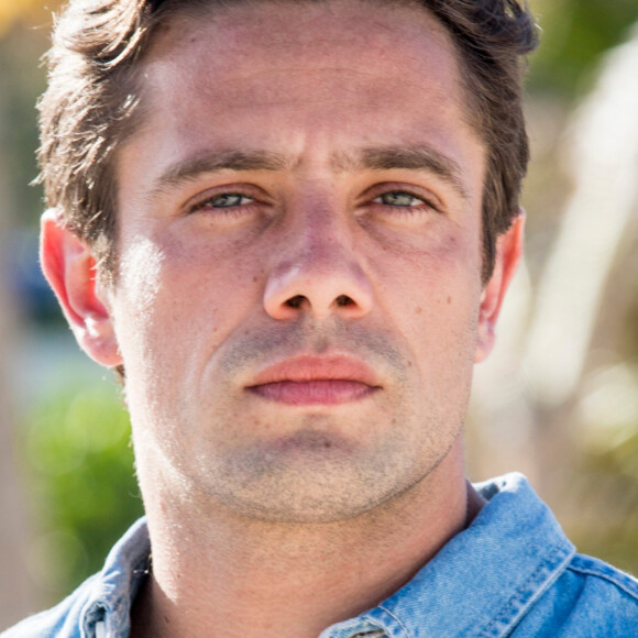 'Covarde': Rafael Cardoso revolta web após gerente relatar ameaça de morte do ator