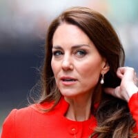 Primeiro 'flagra' de Kate Middleton, após sumiço e cirurgia, mostra princesa com rosto diferente e levanta suspeitas pesadas na web