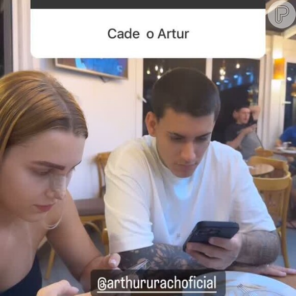 Andressa Urach e Arthur jantaram juntos em uma pizzaria, indicando que não houve rompimento pessoal