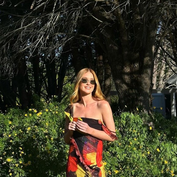 Marina Ruy Barbosa recebeu muitos elogios de fãs, que também brincaram com a sua personagem em 'Fuzuê'