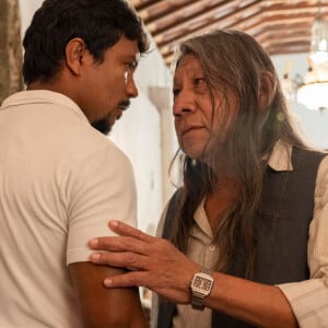 Na novela Renascer, Chico (Mac Suara) cobrará de Damião (Xamã) a promessa de proteger José Inocêncio (Marcos Palmeira).