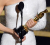 Vencedores do Oscar são proibidos pela Academia de venderem seus troféus