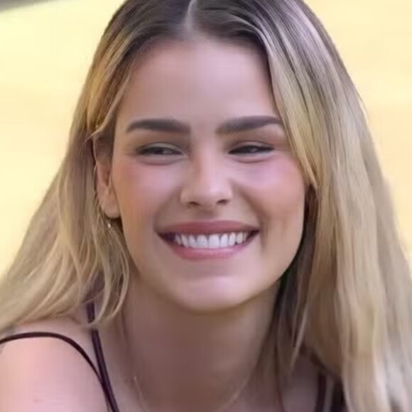 Yasmin Brunet se mostrou muito feliz com a eliminação, já que vinha colecionando embates nos últimos dias