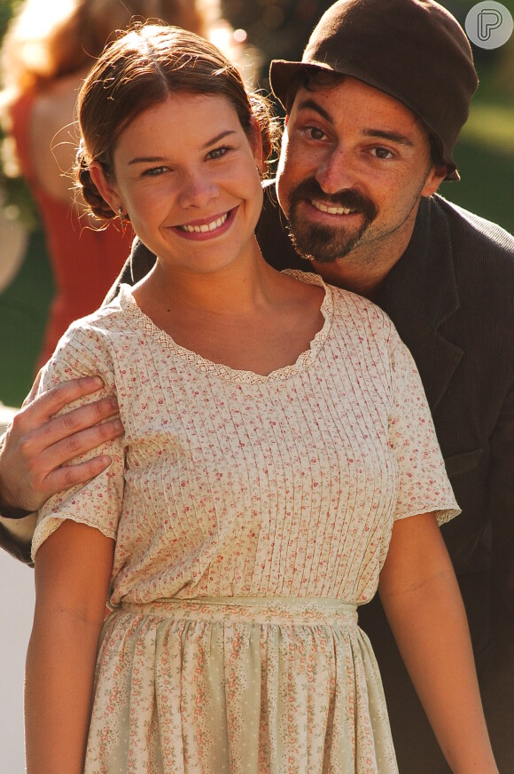 Bernardo (Emiliano Queiroz) e Mirna (Fernanda Souza) fazem parte do núcleo cômico da novela Alma Gêmea