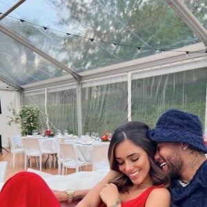 Neymar e Bruna Biancardi: entre idas e vindas, os pombinhos estão juntos há quase três anos