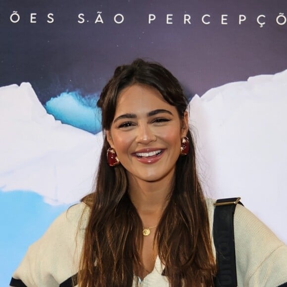 Sandra da novela 'Renascer', Giullia Buscacio não deixou o hater sem resposta: 'Sou atriz e tenho expressões e mesmo se não fosse, aceitem a verdade da vida'