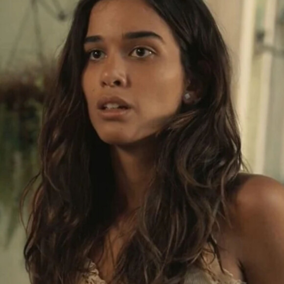 Em 'Renascer', Mariana (Theresa Fonseca) mexeu com o que não devia: o espírito de Maria Santa (Duda Santos).