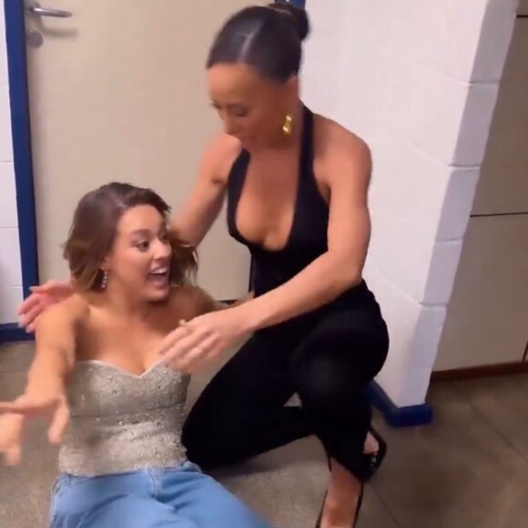 Beatriz, ex-'BBB 24', é derrubada por Sabrina Sato como 'vingança'