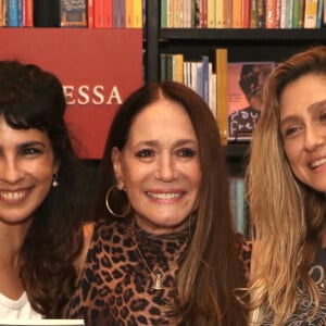 Susana Vieira foi prestigiada por Maria Ribeiro ao lançar o livro 'Senhora do Meu Destino' em 7 de maio de 2024