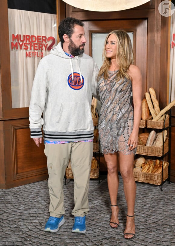 Apesar do que muita gente acredita, Adam Sandler e Jennifer Aniston nunca tiveram um envolvimento romântico