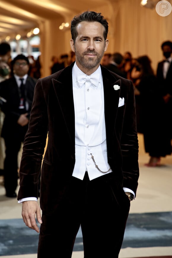 Ryan Reynolds não fica atrás: aos 47 anos, está em busca do seu primeiro Oscar, mas acumula dezenas de outros prêmios