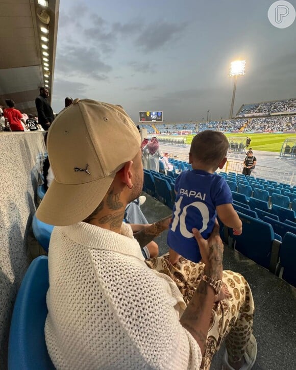 Neymar leva filha para assistir partida do seu time, Al-Hilal, e comprova que Mavie é pé quente