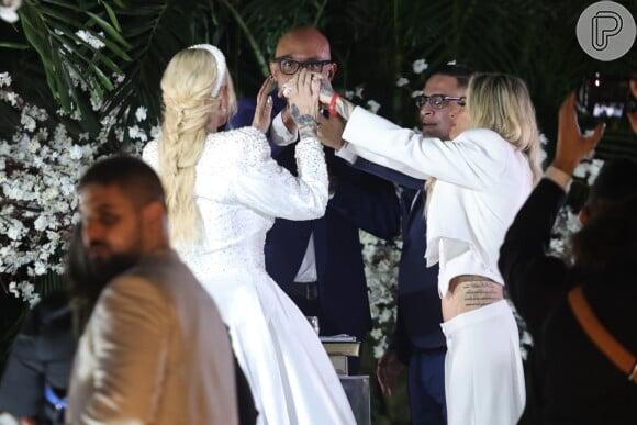 Casamento de Monique Evans e Cacá Werneck foi celebrado pelo pastor Marcos Gladstone