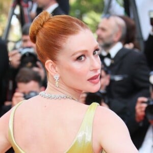 Marina Ruy Barbosa apostou em vestido amarelo com corpete e saia rodada que lembra princesa da Disney no Festival de Cannes 2024