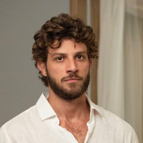 Chay Suede está confirmado em 'Mania de Você', próxima novela das 21h