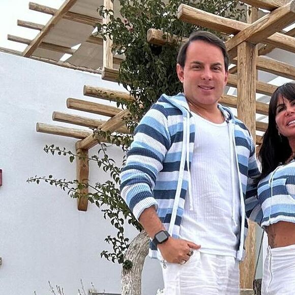 Gretchen é casada com o saxofonista Esdras de Souza, que geralmente causou polêmica com um procedimento íntimo