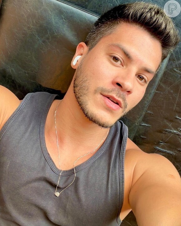 Arthur Aguiar confirma que voltaria a um 'BBB 24' com todos os campeões