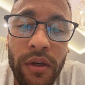 Nesta quinta-feira (30), Neymar usou o Instagram para atacar Luana Piovani e disparou contra ela: 'Vai para o c*ralho'
