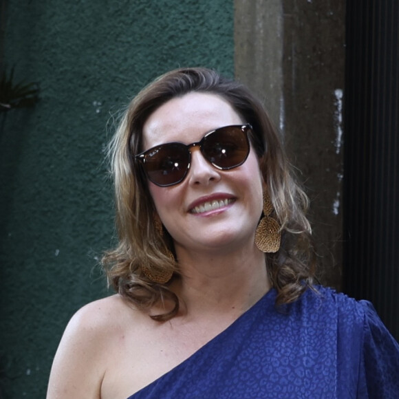 Regiane Alves no aniversário de José Loreto