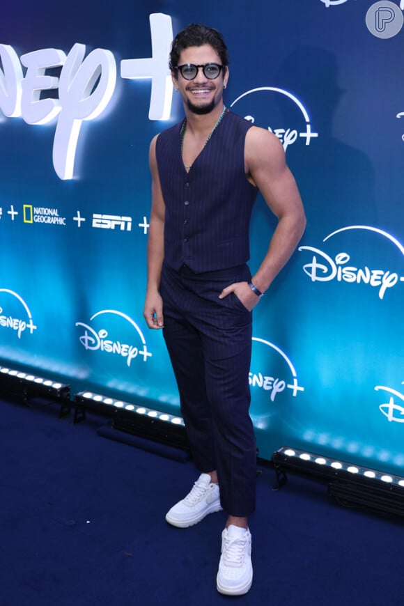 Gabriel Santana em foto durante evento da Disney