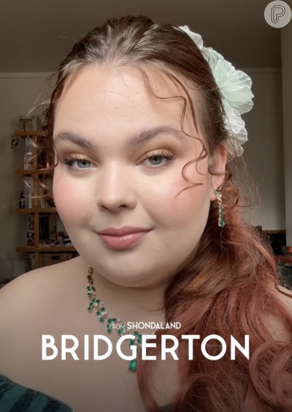 Penelope Featherington de 'Bridgerton' ganha sósia na vida real com influencer Elisabeth Thomas