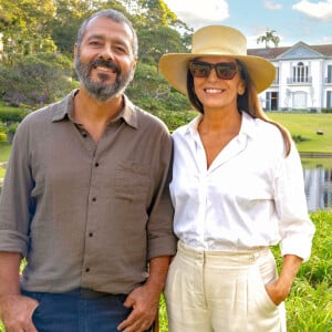 Malu Mader mostrou os bastidores das cenas com o colega Marcos Palmeira no Espírito Santo para a novela 'Renascer'
 