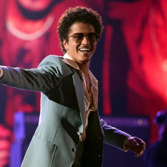 Key Alves explicou que o empresário de Bruno Mars entrou em contato com ela através de uma amiga