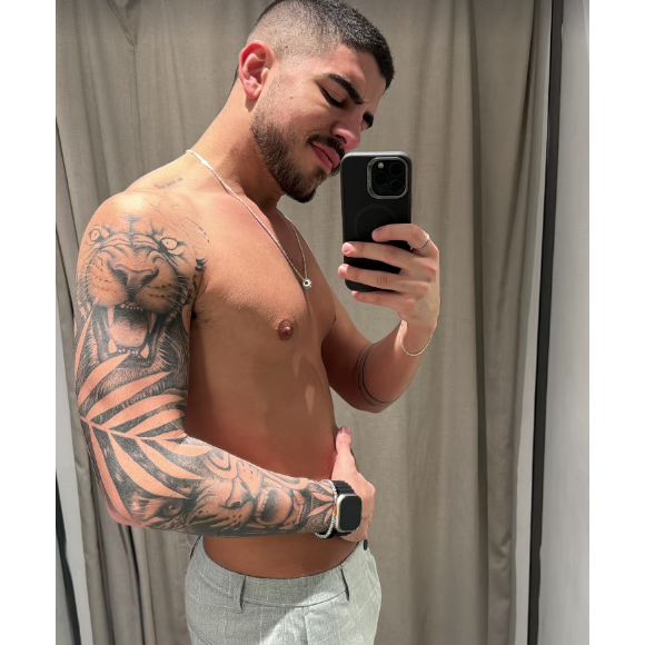 Filipe Beloni mostra seu dia a dia nas redes sociais e faz sucesso com corpão definido em fotos sem camisa