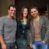 Claudia Raia, Rodrigo Lombardi e Murilo Rosa posam nos bastidores de 'Salve Jorge'