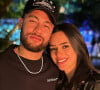 Neymar deu anel grifado de ouro para Bruna Biancardi para oficializar a nova reconciliação