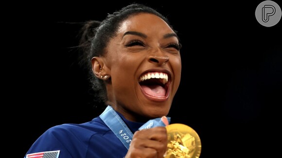 Depois de conquistar o ouro por equipe, Simone Biles fez questão de alfinetar a ex-colega