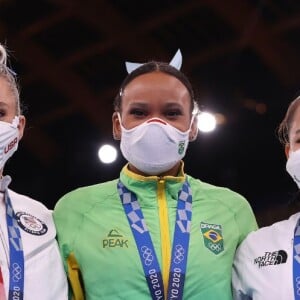 MyKayla Skinner foi vice-campeã no salto nas Olimpíadas de Tóquio em 2021; Rebeca Andrade foi ouro