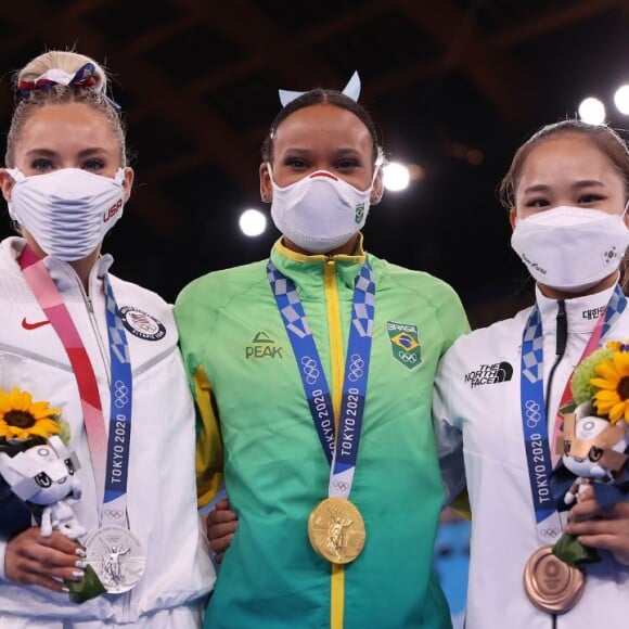 MyKayla Skinner foi vice-campeã no salto nas Olimpíadas de Tóquio em 2021; Rebeca Andrade foi ouro