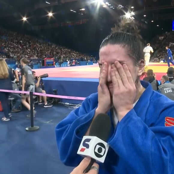 Judoca Mayra Aguiar deixou o tatame chorando após derrota nas Olimpíadas de Paris 2024