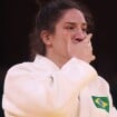 'A gente se cobra muito': abraço inesperado de Marcelo Courrege, da Globo, e judoca Mayra Aguiar viraliza nas Olimpíadas