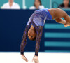 Simone Biles conquistou medalha de ouro na disputa individual da ginástica artística nesta quinta-feira (01)