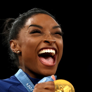 Simone Biles ganhou 37,5 mil dólares (R$ 215,7 mil) pela medalha de ouro