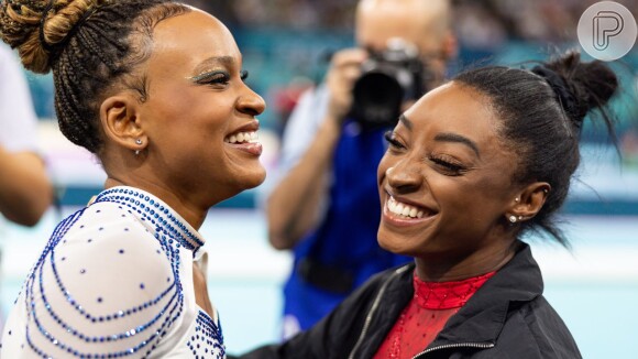 Simone Biles é fã declarada de Rebeca Andrade; internautas suspeitam de relação amistosa das atletas