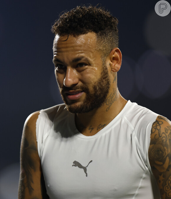 Neymar foi alvo de deboche em um tweet que viralizou na rede social: 'Então, por que não vence?'