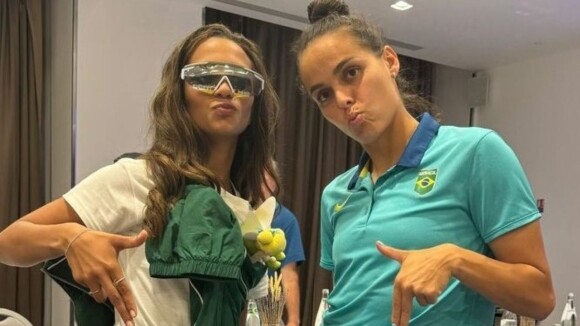 Amuleto do Brasil! Na final do futebol nas Olimpíadas, Gabi Portilho usa tática inusitada com Rayssa Leal para ter sorte. Veja!