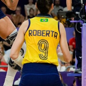 Com quase dois metros de altura, Thaísa é a jogadora mais alta da seleção de vôlei