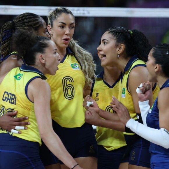 A seleção feminina de vôlei perdeu para os Estados Unidos na semifinal das Olimpíadas de Paris 2024