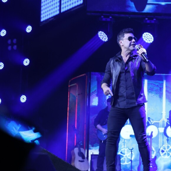 Zezé Di Camargo: '[Dia dos Pais] vai ser muito diferente. Com quatro filhos! Nunca imaginei!'