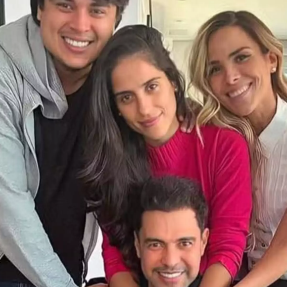 Zezé Di Camargo já é pai de Wanessa, de 41 anos, Camilla, de 38, e Igor, de 29