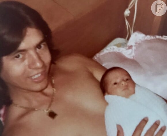 Sandy nasceu em 1983, filha de Xororó e Noemy Lima