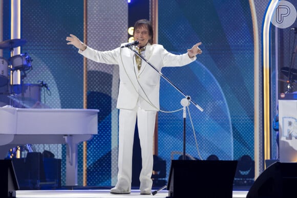 Roberto Carlos pode apresentar seu especial na Globo ao vivo do Maracanã no fim de 2024